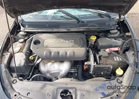 2015 Dodge Dart Sxt из США, поврежденный, VIN 1C3CDFBB8FD226828